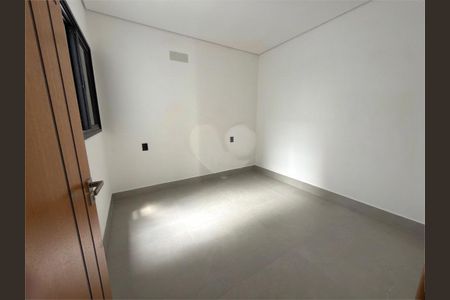 Casa à venda com 3 quartos, 75m² em Jardim Marambaia II, Jundiaí