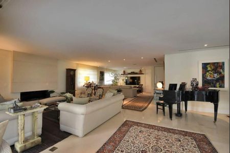 Apartamento à venda com 278m², 3 quartos e 4 vagas