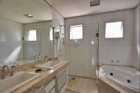 Apartamento à venda com 278m², 3 quartos e 4 vagas