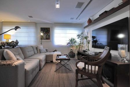 Apartamento à venda com 278m², 3 quartos e 4 vagas