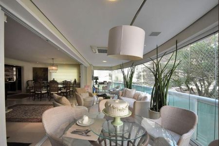 Apartamento à venda com 278m², 3 quartos e 4 vagas