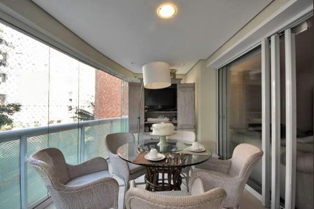 Apartamento à venda com 278m², 3 quartos e 4 vagas