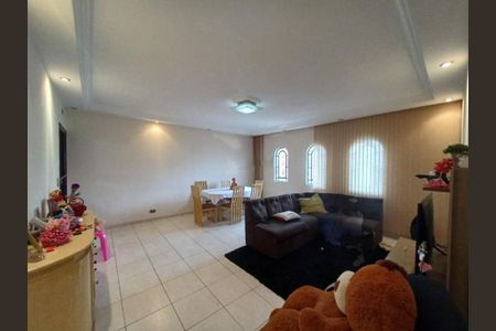 Casa à venda com 3 quartos, 146m² em Vila Olinda, São Paulo