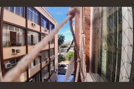 Apartamento à venda com 64m², 2 quartos e sem vaga