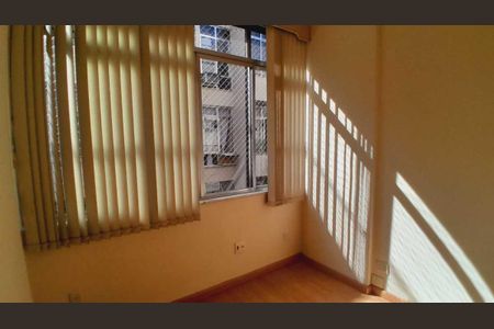 Apartamento à venda com 64m², 2 quartos e sem vaga