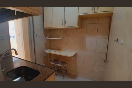 Apartamento à venda com 64m², 2 quartos e sem vaga