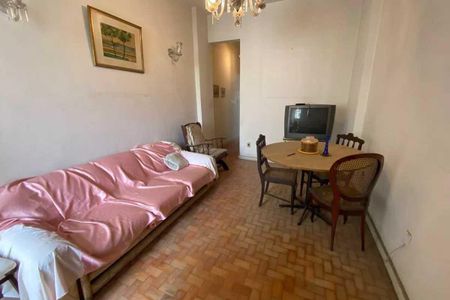 Apartamento à venda com 37m², 1 quarto e sem vaga