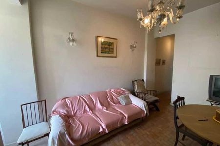 Apartamento à venda com 37m², 1 quarto e sem vaga