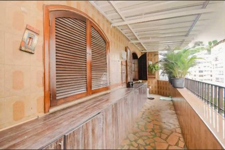 Apartamento à venda com 185m², 4 quartos e 1 vaga