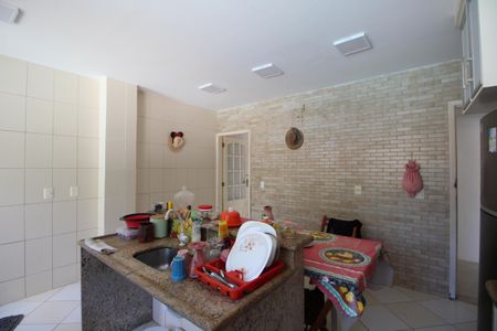 Casa à venda com 368m², 5 quartos e 3 vagasCozinha