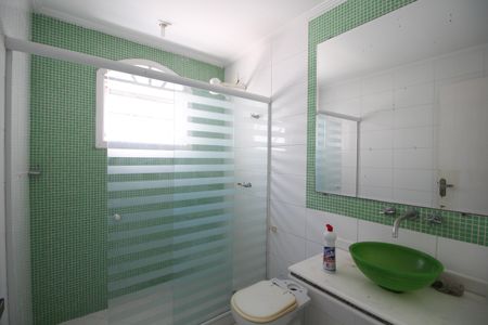 Casa à venda com 368m², 5 quartos e 3 vagasBanheiro Social 1