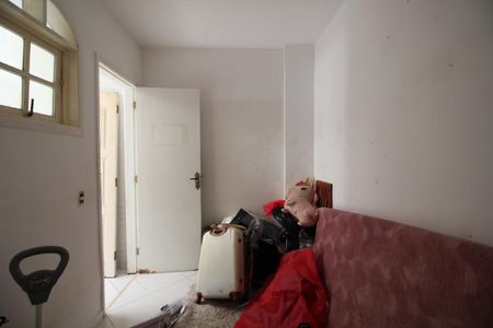 Casa à venda com 368m², 5 quartos e 3 vagasQuarto de Serviço