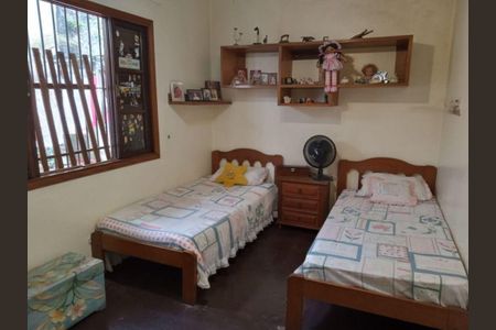 Casa à venda com 2 quartos, 152m² em Jardim Peri Peri, São Paulo