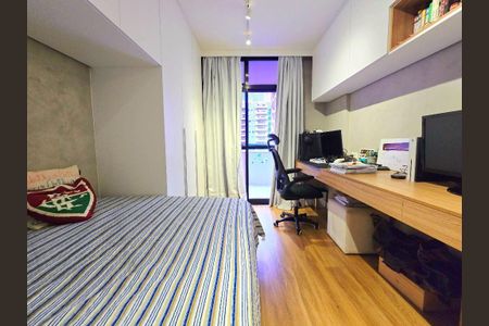 Apartamento à venda com 3 quartos, 120m² em Icaraí, Niterói