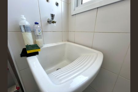 Apartamento à venda com 60m², 2 quartos e 1 vaga Apartamento à venda com 60m², 2 quartos e 1 vagaÁrea de Serviço