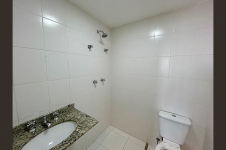 Apartamento à venda com 60m², 2 quartos e 1 vaga Apartamento à venda com 60m², 2 quartos e 1 vagaBanheiro da Suíte