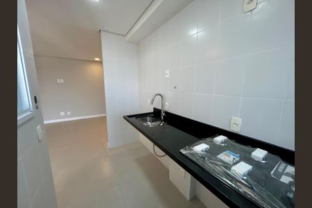 Apartamento à venda com 60m², 2 quartos e 1 vaga Apartamento à venda com 60m², 2 quartos e 1 vagaCozinha
