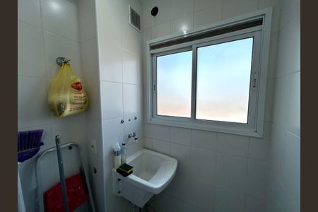 Apartamento à venda com 60m², 2 quartos e 1 vaga Apartamento à venda com 60m², 2 quartos e 1 vagaÁrea de Serviço