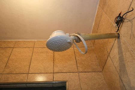 Banheiro Social de apartamento para alugar com 1 quarto, 70m² em Jardim Clementino, Taboão da Serra