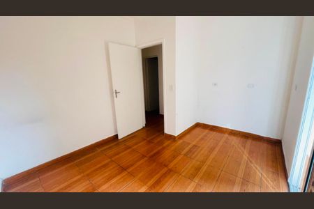 Casa para alugar com 59m², 2 quartos e 2 vagasQuarto 2