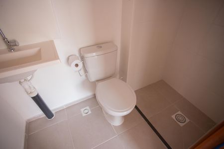 Apartamento à venda com 38m², 2 quartos e sem vagaBANHEIRO