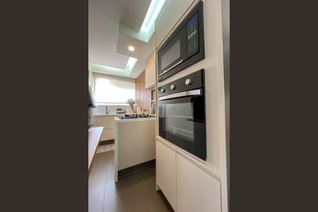 Apartamento à venda com 129m², 2 quartos e 2 vagas Apartamento à venda com 129m², 2 quartos e 2 vagasCozinha