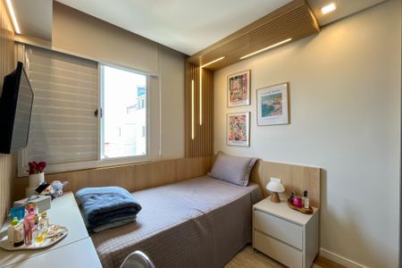 Apartamento à venda com 129m², 2 quartos e 2 vagas Apartamento à venda com 129m², 2 quartos e 2 vagasQuarto
