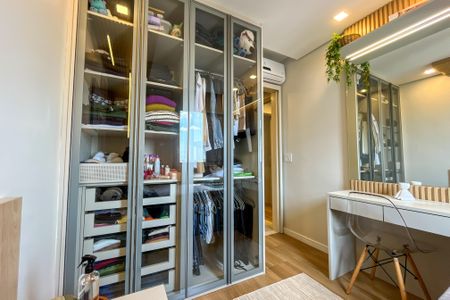 Apartamento à venda com 129m², 2 quartos e 2 vagas Apartamento à venda com 129m², 2 quartos e 2 vagasQuarto