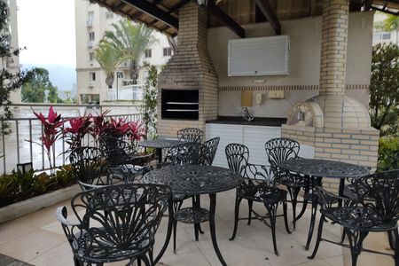 Apartamento para alugar com 52m², 2 quartos e 1 vagaÁrea comum - Churrasqueira