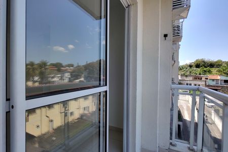 Apartamento para alugar com 52m², 2 quartos e 1 vagaVaranda