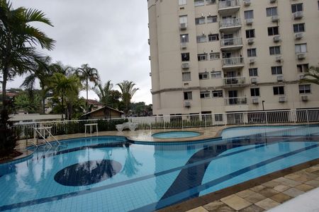 Apartamento para alugar com 52m², 2 quartos e 1 vagaÁrea comum - Piscina