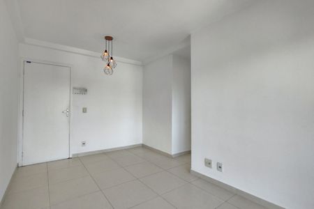 Sala de apartamento para alugar com 2 quartos, 52m² em Taquara, Rio de Janeiro