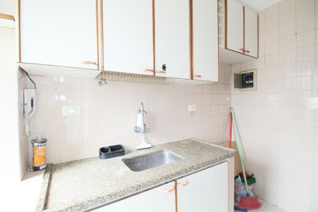 Apartamento à venda com 67m², 2 quartos e 2 vagasCozinha - Armários