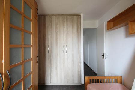 Apartamento à venda com 67m², 2 quartos e 2 vagasQuarto 2