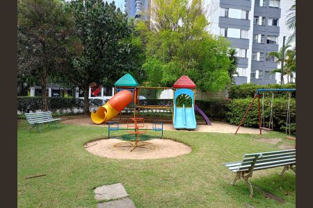 Apartamento à venda com 67m², 2 quartos e 2 vagasÁrea comum - Playground
