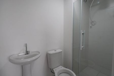 Apartamento para alugar com 35m², 2 quartos e sem vaga Apartamento para alugar com 35m², 2 quartos e sem vagaBanheiro Social