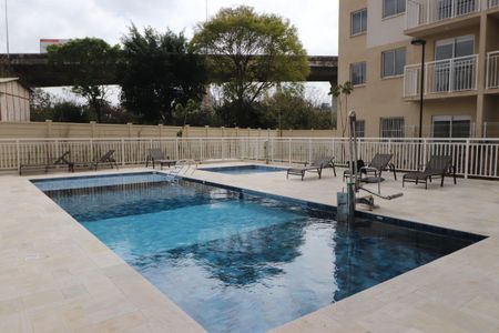 Apartamento para alugar com 35m², 2 quartos e sem vagaÁrea comum - Piscina