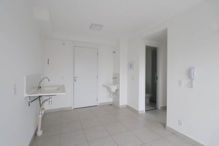 Apartamento para alugar com 35m², 2 quartos e sem vaga Apartamento para alugar com 35m², 2 quartos e sem vagaSala/Cozinha