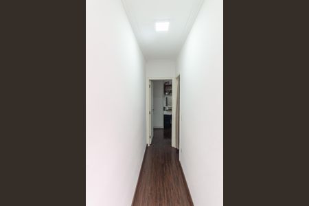 Casa à venda com 140m², 3 quartos e 2 vagas Casa à venda com 140m², 3 quartos e 2 vagasCorredor