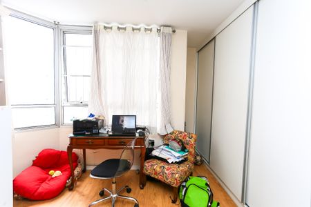 Apartamento para alugar com 166m², 4 quartos e 2 vagasSala 2