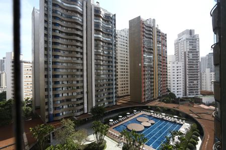 Apartamento para alugar com 166m², 4 quartos e 2 vagasFachada do bloco