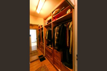 Apartamento para alugar com 166m², 4 quartos e 2 vagasCloset da Suíte 2