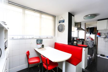 Apartamento para alugar com 166m², 4 quartos e 2 vagasCozinha