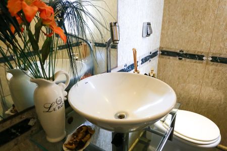 Apartamento para alugar com 166m², 4 quartos e 2 vagasLavabo