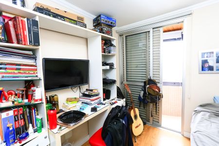 Apartamento para alugar com 166m², 4 quartos e 2 vagasQuarto 2