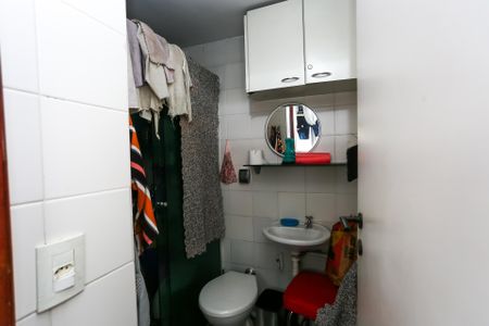 Apartamento para alugar com 166m², 4 quartos e 2 vagasBanheiro de Serviço