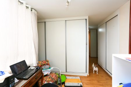 Apartamento para alugar com 166m², 4 quartos e 2 vagasQuarto 1