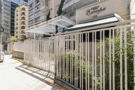 Apartamento para alugar com 178m², 3 quartos e 3 vagasFachada