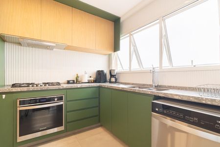 Apartamento para alugar com 178m², 3 quartos e 3 vagasCozinha