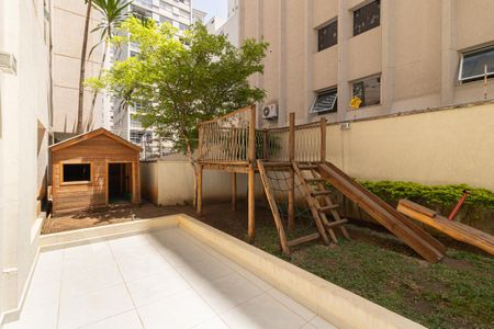 Apartamento para alugar com 178m², 3 quartos e 3 vagasÁrea comum - Playground